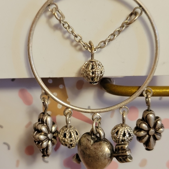 Beautiful dangling hoop charm earrings - Picture 2 of 4